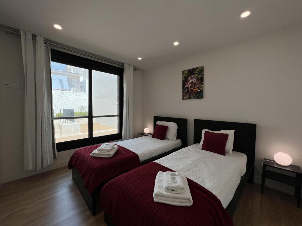 Faro Design 5 By Homing Apartment Luaran gambar